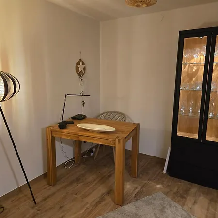 Gluecksquelle باد بيرمونت